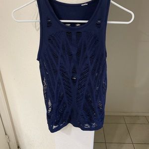 Alo yoga 'shredded" dri fit workout top